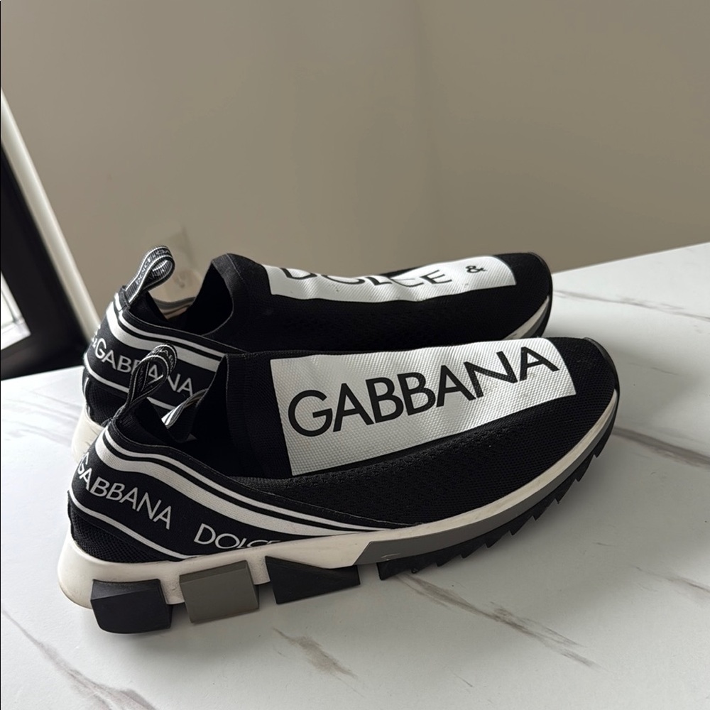 Dolce & Gabbana Men's Black and White Sneakers